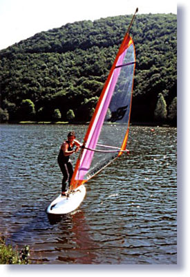 Surfen am Waldsee in Rieden Surfen am Waldsee in Rieden